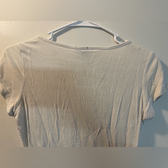 Rue21 Cream Ribbed V-Neck Drawstring Ruched Crop Top - Picture 8 of 9